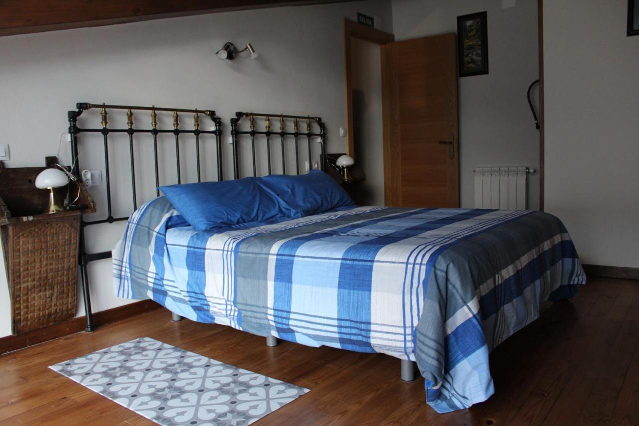 Vivienda Vacacional La Casina De Tina - Casas De Los Picos Mier Zewnętrze zdjęcie